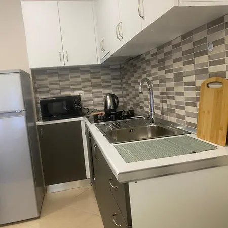 Apartment Guesthouse Apartments *